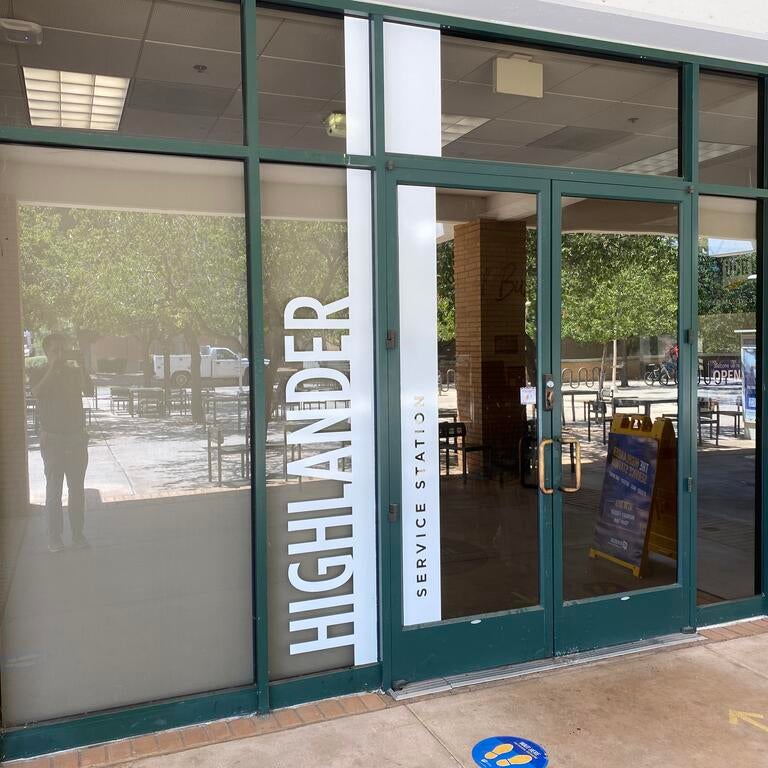 Highlander Service Station Outdoor View