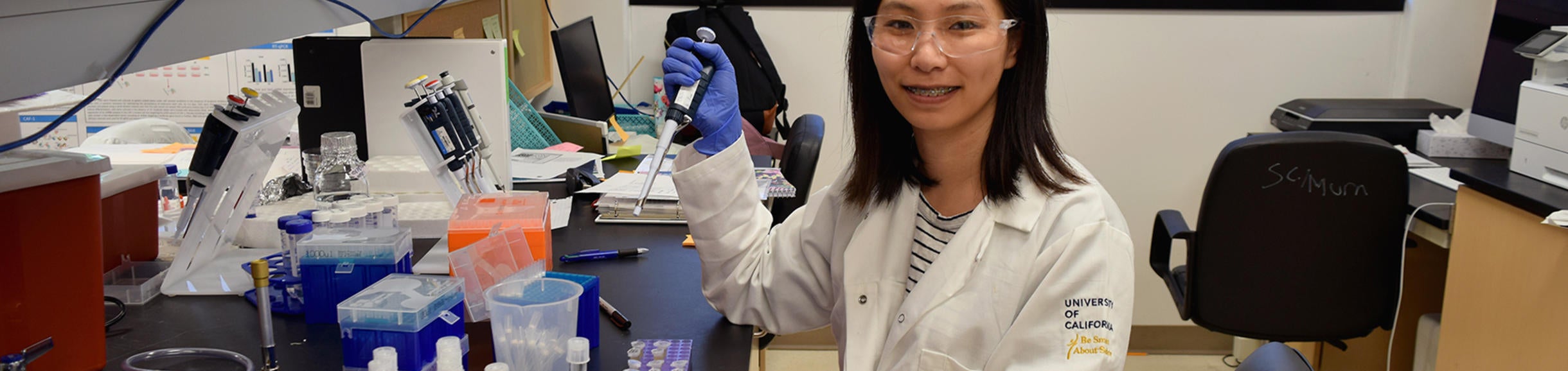 Yiming pipetting (c) UCR/CNAS