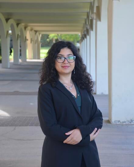 Anahita Hooshyari Far