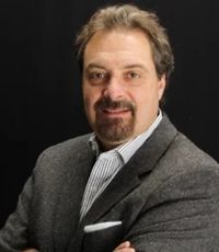 Grant writing instructor Bill Ballas