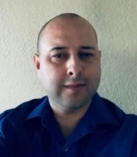 UCR University Extension Career Services Advisor Ivan Melchor