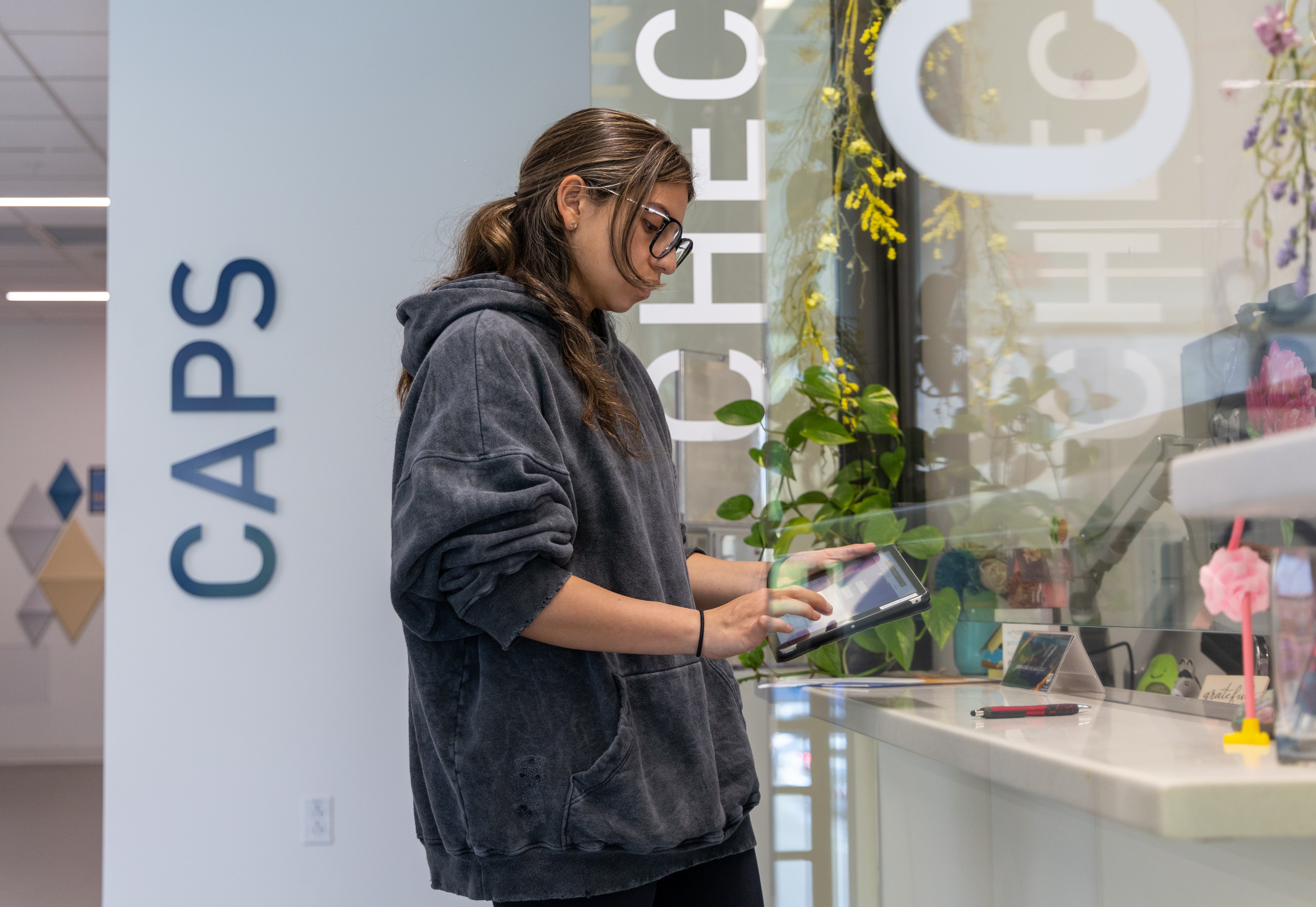 Mens Basketball Scotty