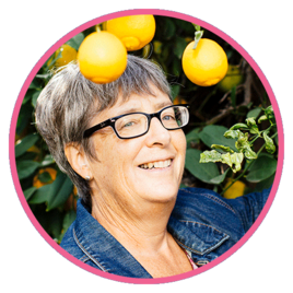 Portrait - Tracy Kahn