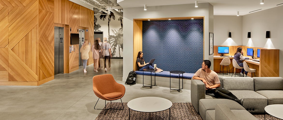 Dundee computer stations