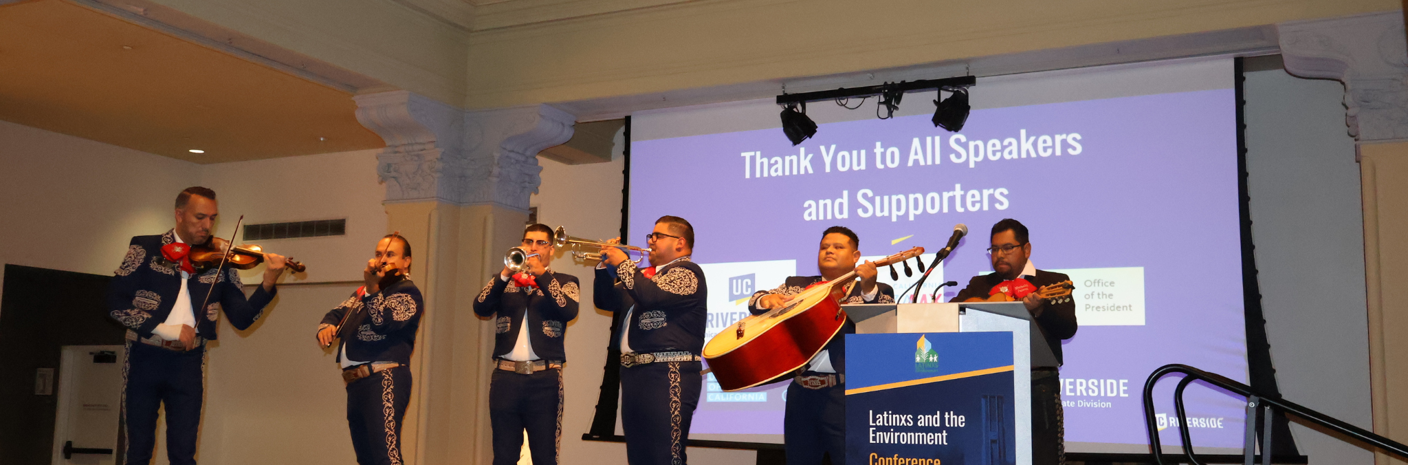 L&E 25 Mariachi