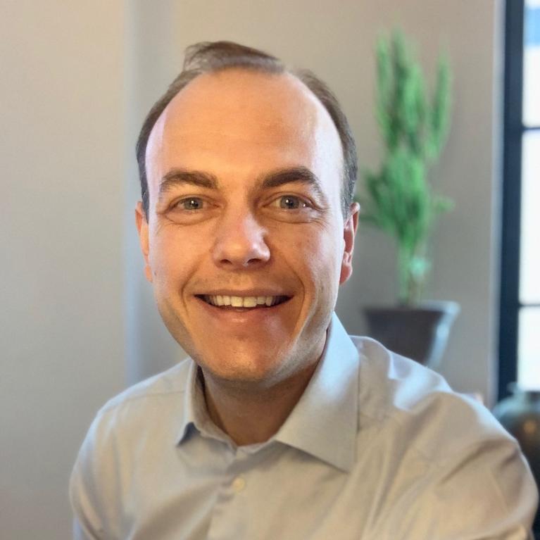 Niels Groen Headshot