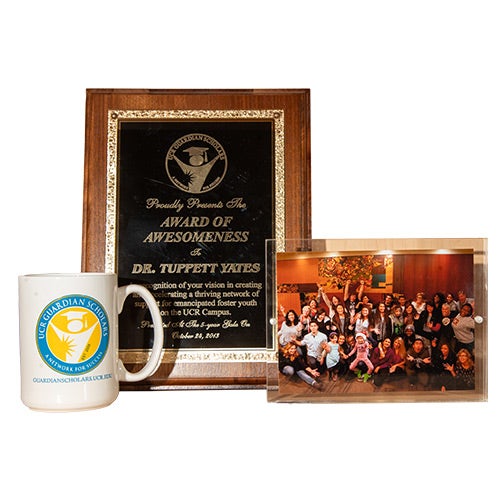 Guardian Scholars Award and Photo