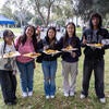 Students enjoying free lunch from Dining (Stan Lim/UCR)