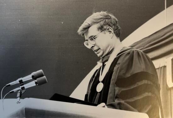 Ted Hullar speaking at his inauguration in 1985