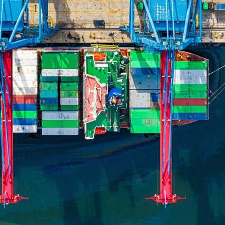 OSCM Stock cargo ships supply chain