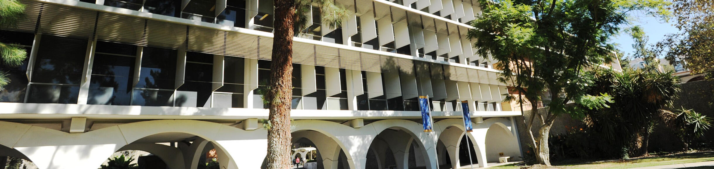 UCR School of Business - Olmsted Hall