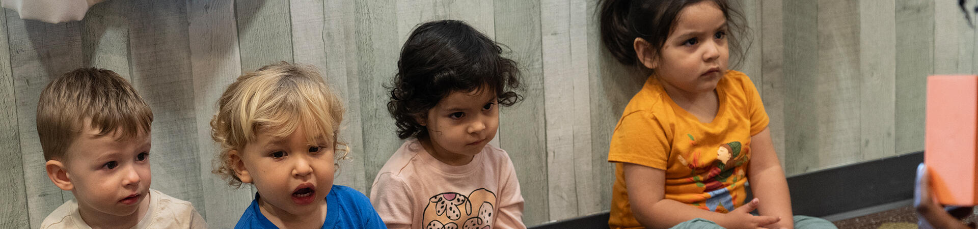 toddlers listening to story