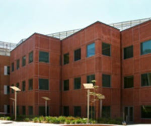 biological_sciences_building2_0