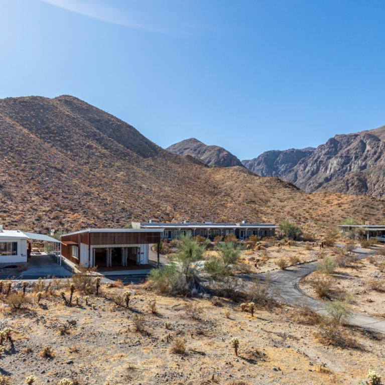 Boyd central with classroom (c) Studio E Architects
