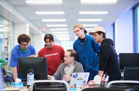 CNAS faculty member with students