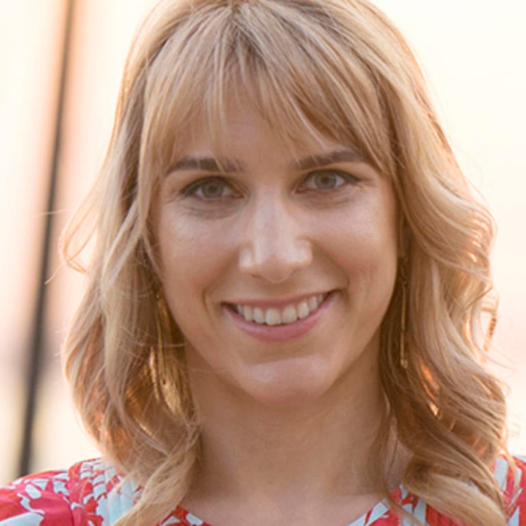 Portrait of Dr. Holly Bik, Nematology, (c) UCR