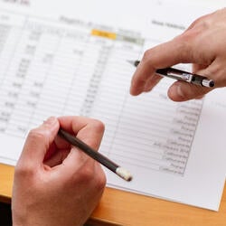 Undergraduate Majors Statistics Hands with Spreadsheet