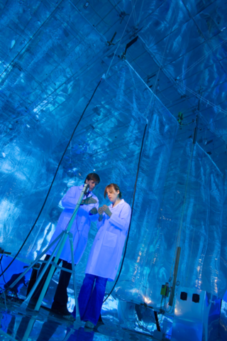 Large indoor chamber picture