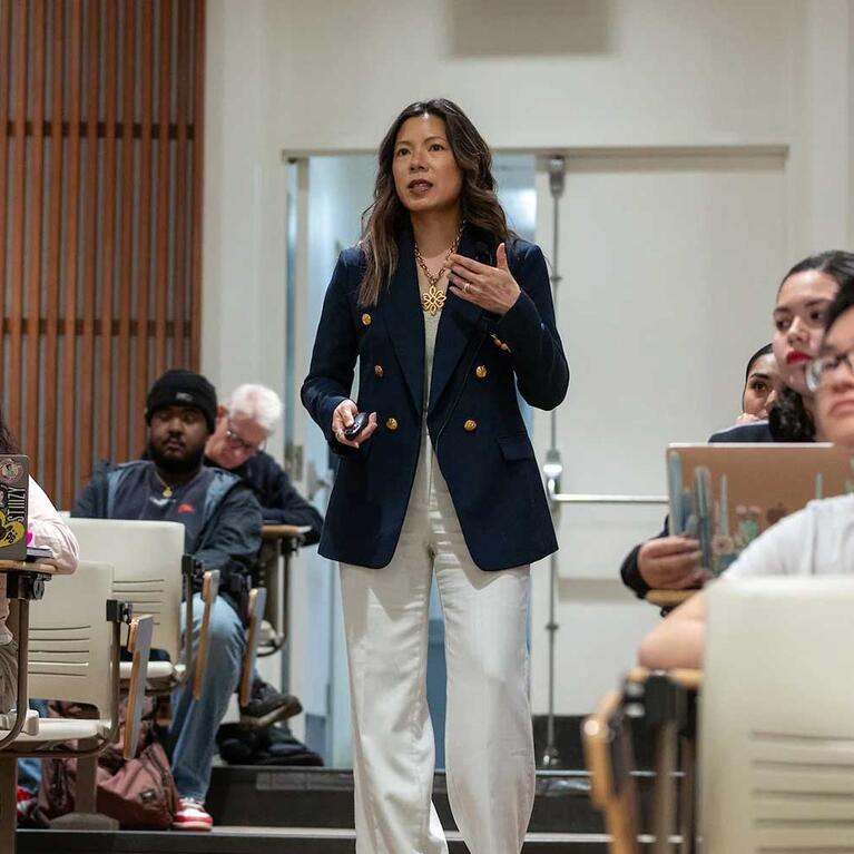 Alice Lee teaches undergraduate course on Black Language