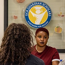 Guardianes Escolares: Forja un Camino al Exito