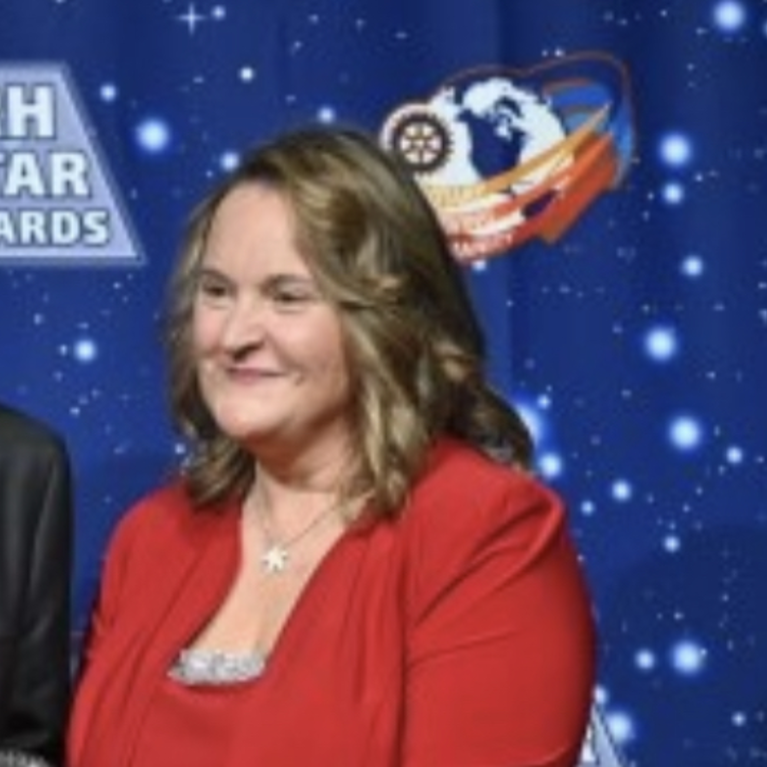 Ozkan at award dinner