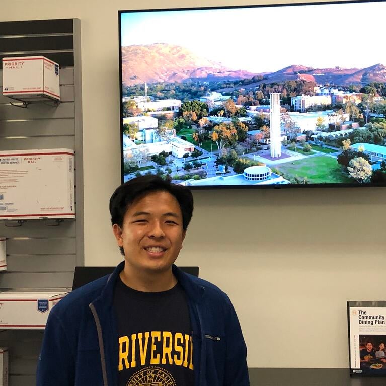 R'Card photo contest winner