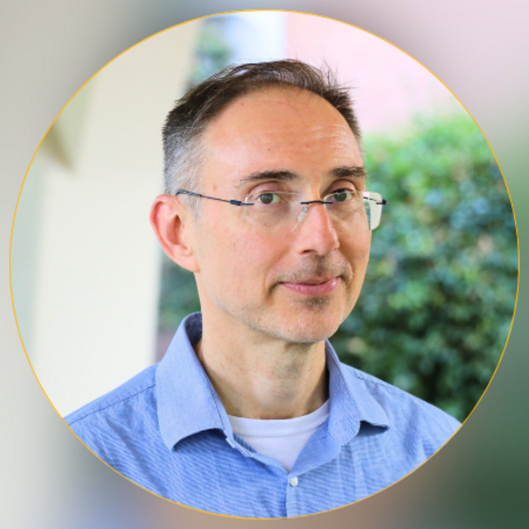 Image of Raymond Uzwyshyn, Director of Research Services 