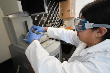 Penglin grinding tissue samples