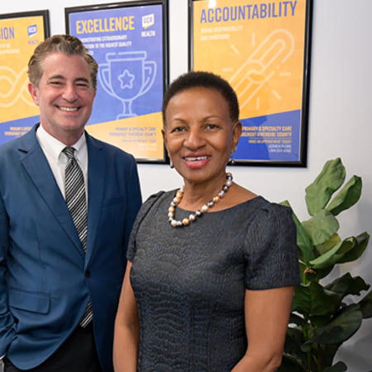 Dr. Don Larsen and Dr. Deborah Deas in the new nursing station