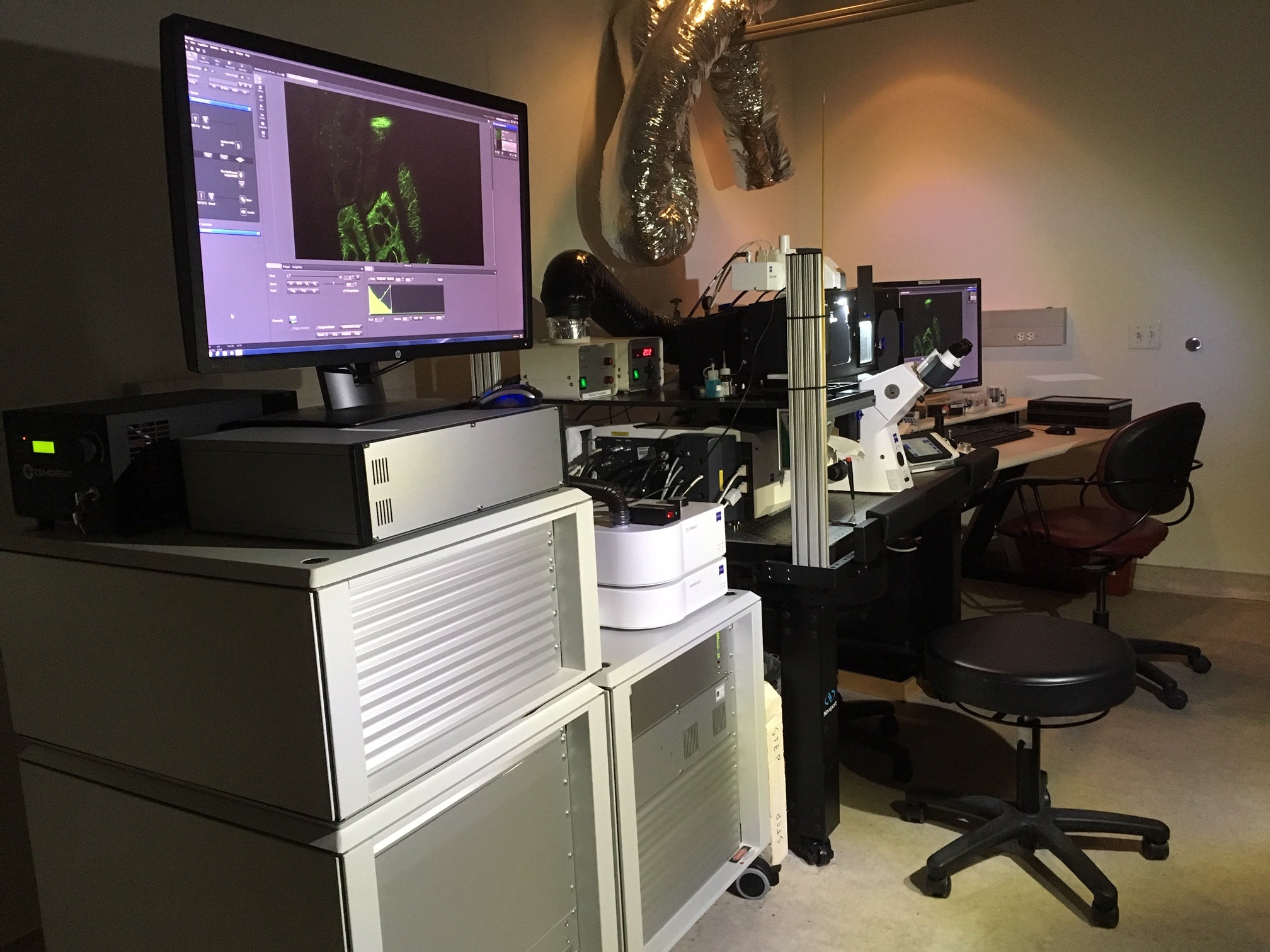 Inverted Confocal with Incubator