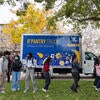 Students viewing R'Pantry truck (Stan Lim/UCR)