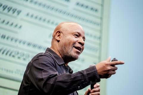 Photo of Emory Douglas speaking at Typo San Francisco 2014