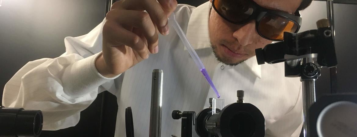 Vicente Robles performing optical cavitation experiments