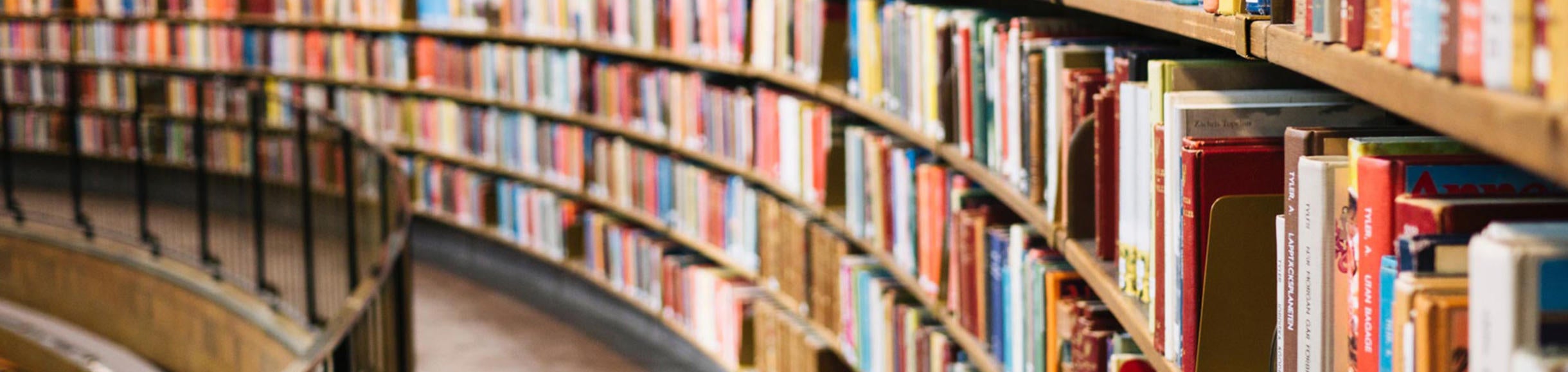 Stadsbiblioteket Stockholm Sweden Susan Yi / unsplash.com