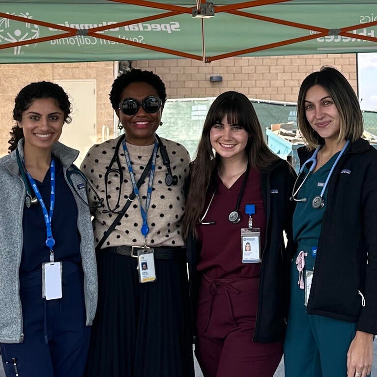 Simrina Desar (MS2), Darby Graham (MS1), Samantha Zimmer (MS1), and Dr. Osei