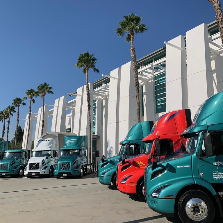 Volvo Lights Trucks 2022