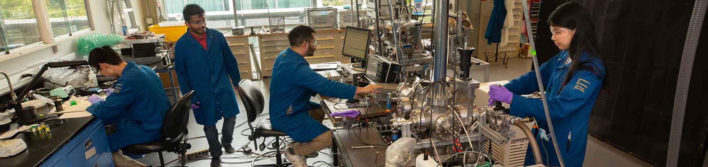 students in the Zachariah Lab