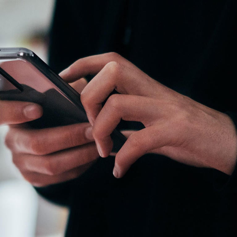 smartphone (c) Jonas Leupe unsplash