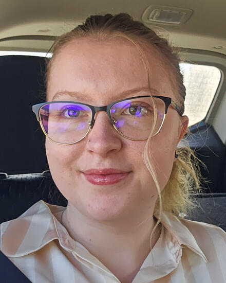 Elisabeth Clinkenbeard-'25