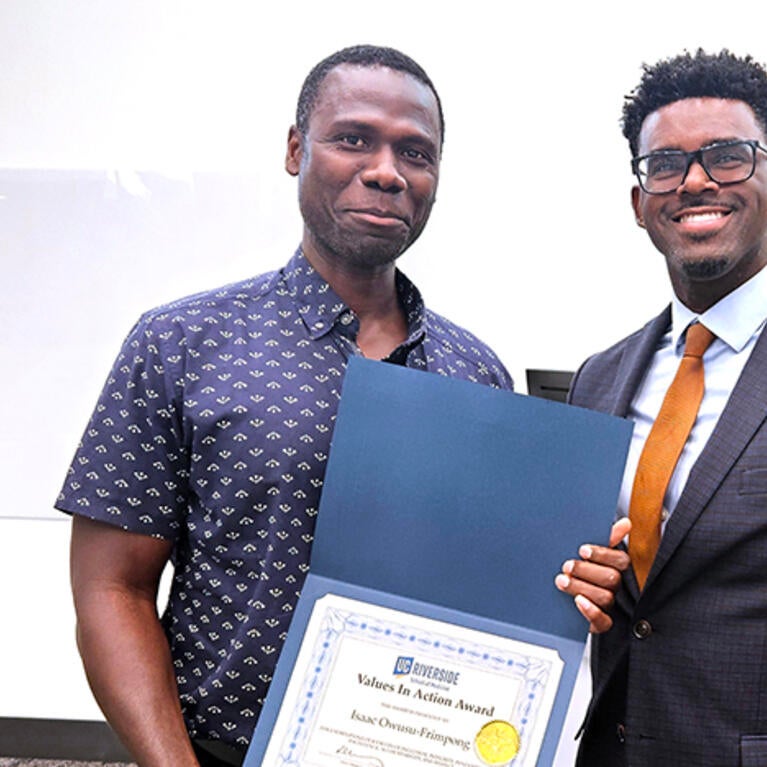 Isaac Owusu-Frimpong and Vladimir Oge