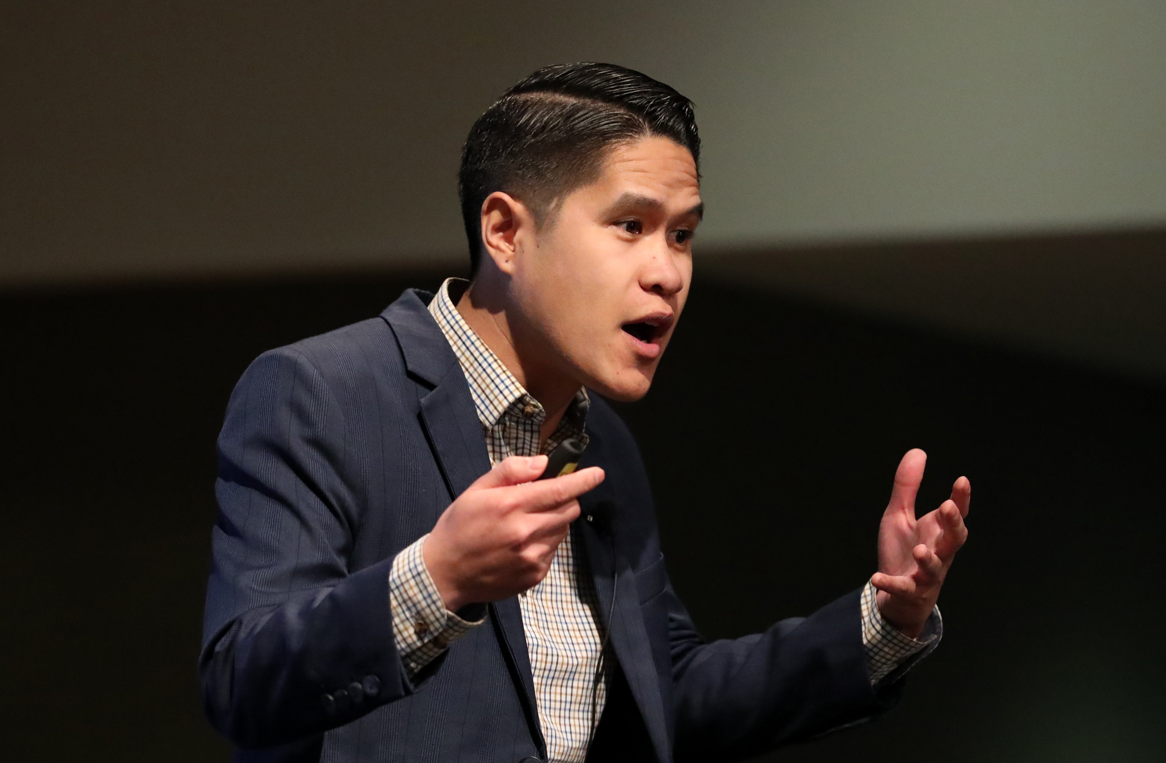 Lecturing to a Class