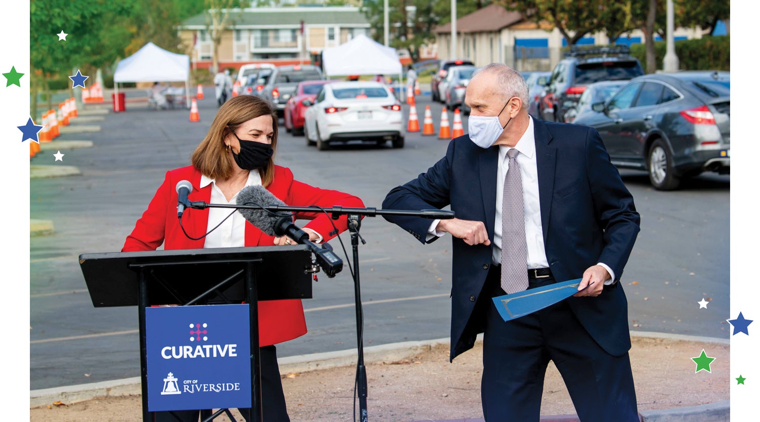 Lock Dawson and Chancellor Kim A. Wilcox at the opening of the UCR COVID-19 testing site on Dec. 17, 2020. (UCR/Stan Lim)