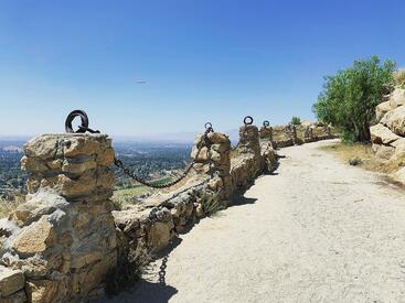 Wide paths at Mount Rubidoux Park