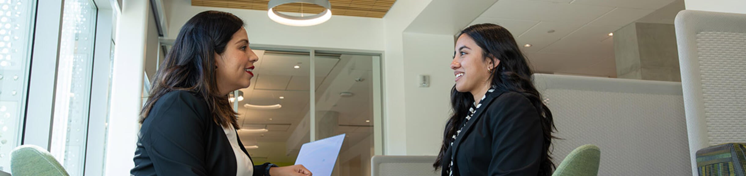 UCR School of Business Undergraduate Student Meeting with Academic Advisor