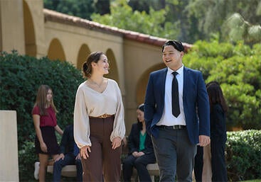 UCR School of Business Undergraduate students at Anderson Hall Fall