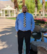 UCR University Extension alumni Derrick Armendariz