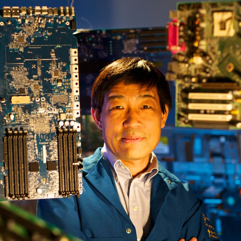 Jing Shi, a professor of physics